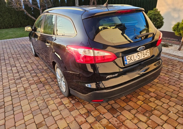 Ford Focus cena 18900 przebieg: 290000, rok produkcji 2013 z Częstochowa małe 7